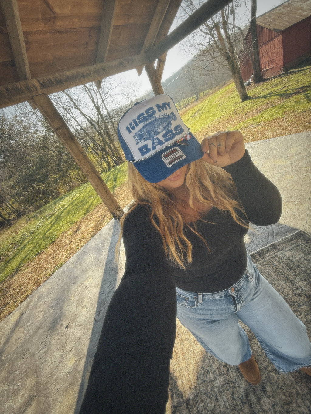 Kiss my bass hat + chain